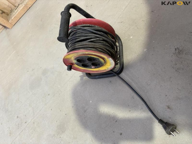Kabler 380/220 volt 27