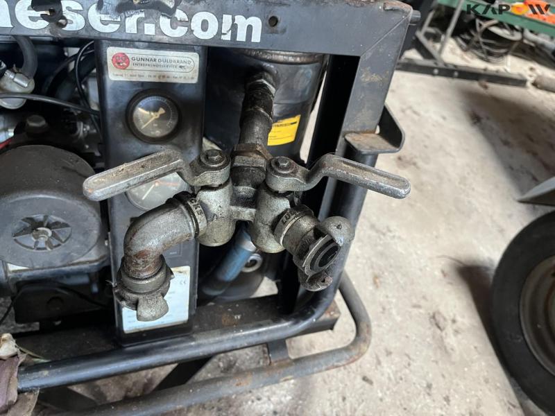 Kaeser M12 kompressor med Ø55 jordraket 12