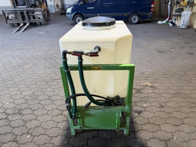 Kalkspreder med Avant hitch 6