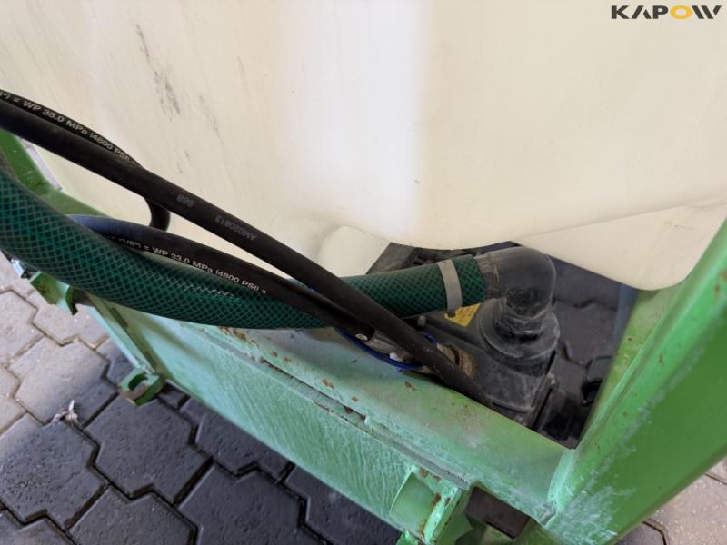 Kalkspreder med Avant hitch 11