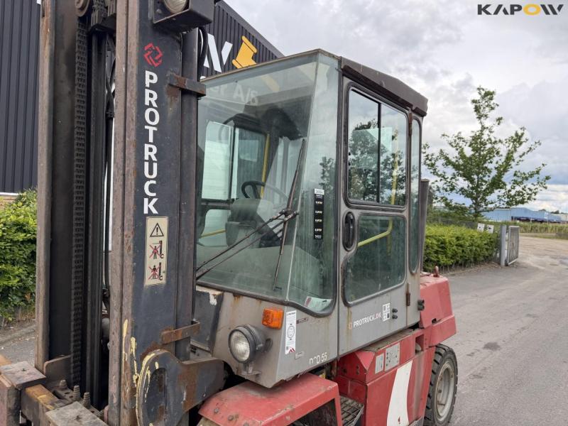 Kalmar DCD556 gaffeltruck 17