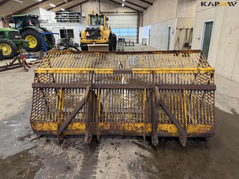 Kartoffelskovl med Volvo hitch 5