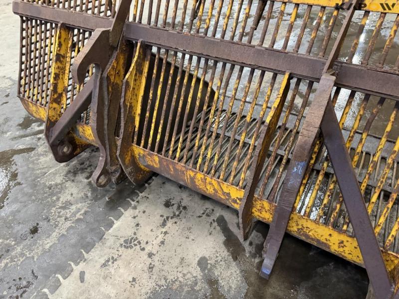 Kartoffelskovl med Volvo hitch 10