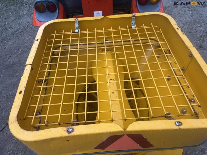 Kioti CK35 HST traktor 60