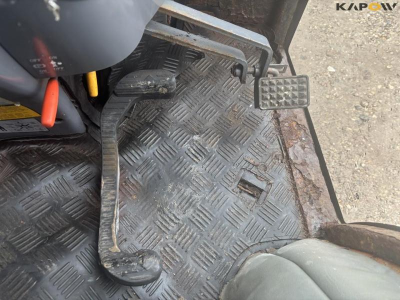 Kioti CK35 HST traktor 70