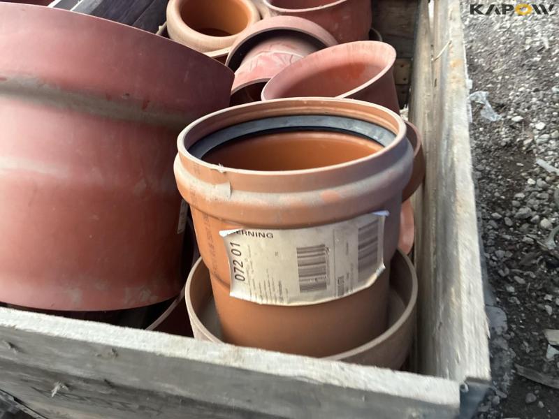 Kloak fittings og brønde 64