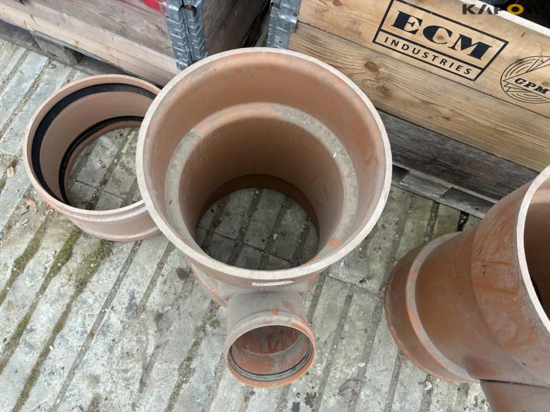 Kloak fittings 9