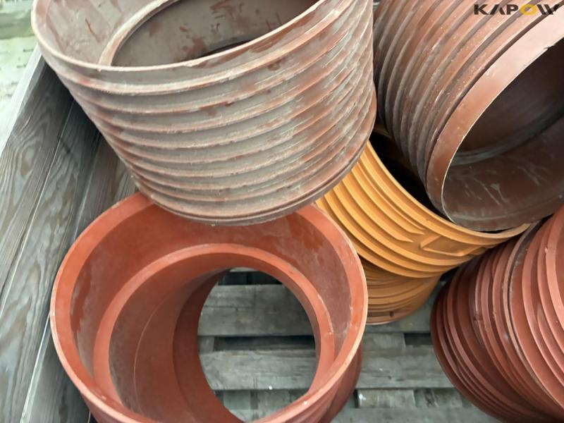 Kloak fittings 12