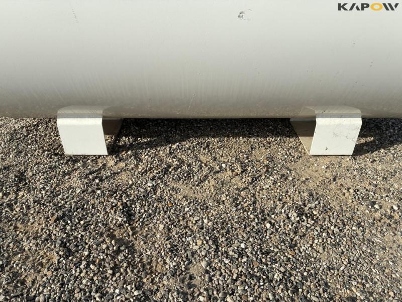 KN Beholderfabrik 2500 liter brandstoftank med pumpe 21