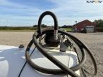 KN Beholderfabrik 2500 liter brandstoftank med pumpe 19