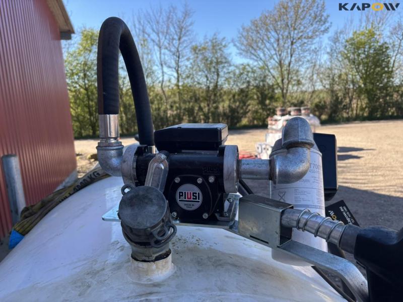 KN smede og beholderfabrik C3A 2500 liter dieseltank 17