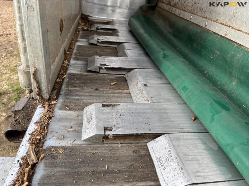 Knapen 90 m3 walking floor trailer. 32