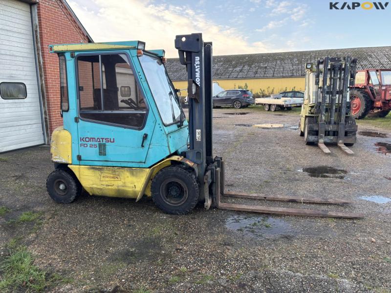 Komatsu FD 25 gaffeltruck 4