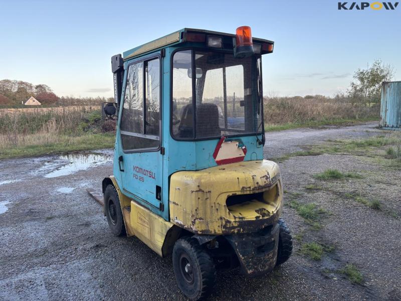 Komatsu FD 25 gaffeltruck 7