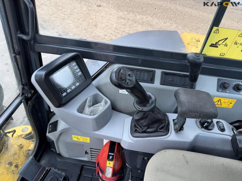 Komatsu PC55MR gravemaskine med rotortilt. 33