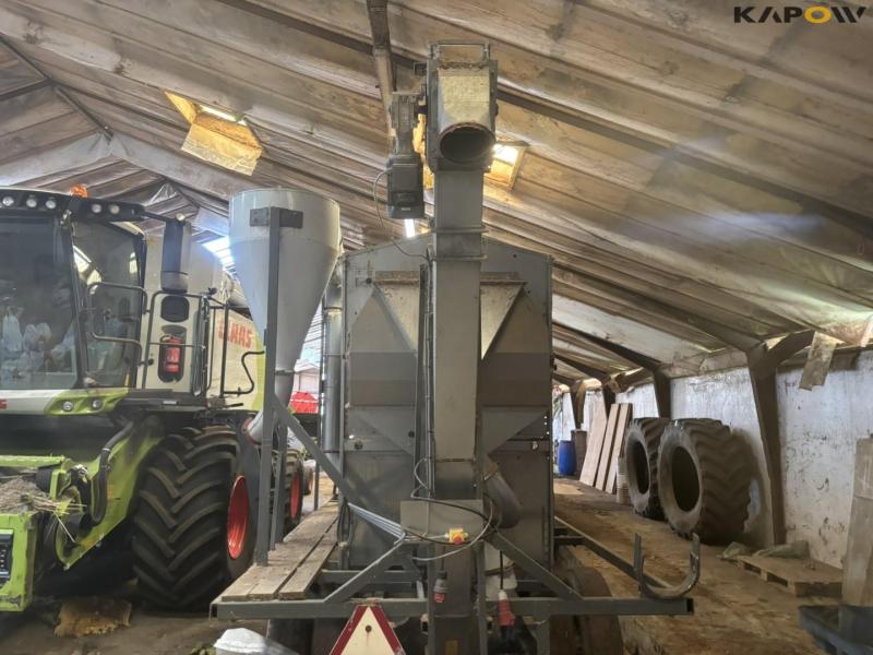 Kongskilde KDC 400 kornrenser på vogn 3