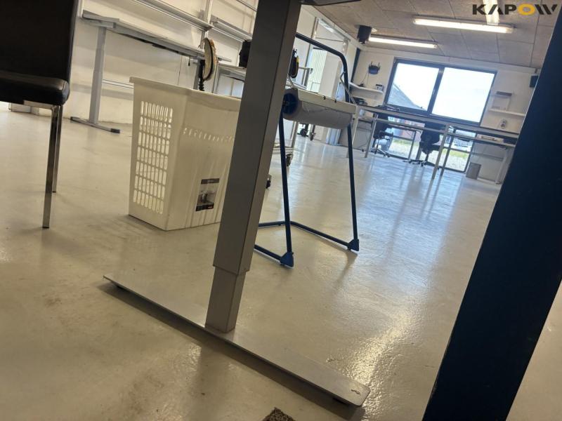 Kontor/ Lager udstyr 27
