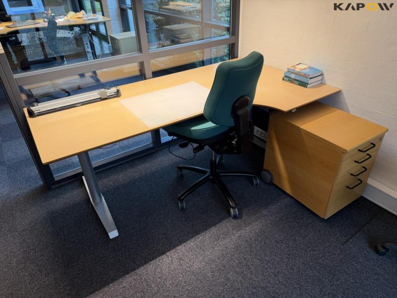 Kontor møbler 2