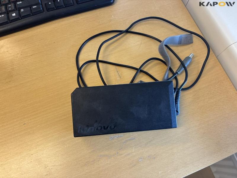 Kontor udstyr 38