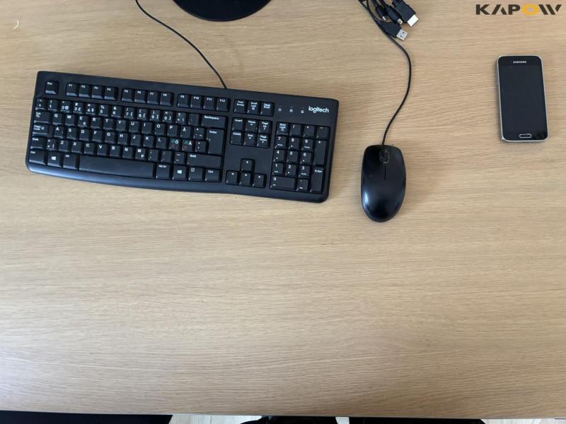 Kontor udstyr 56