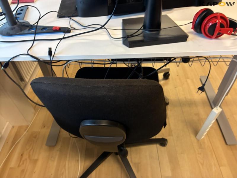 Kontor udstyr 68