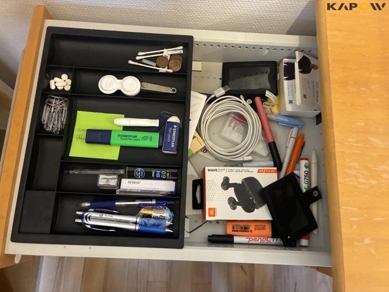 Kontor udstyr 37