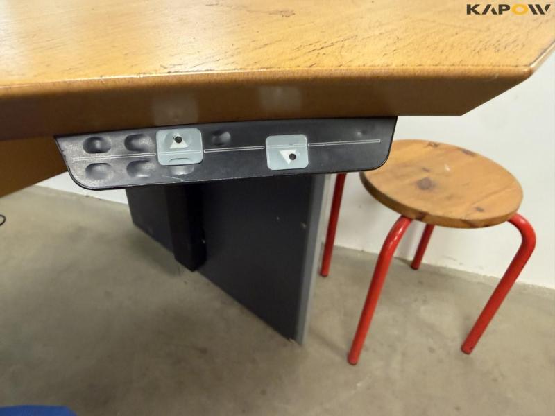 Kontorborde med stole 7