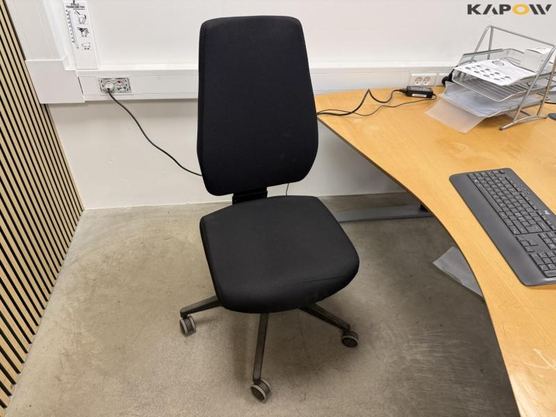 Kontormøbler 8