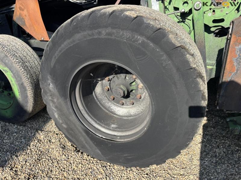 Krone Big Pack 1290 bigballepresser 33