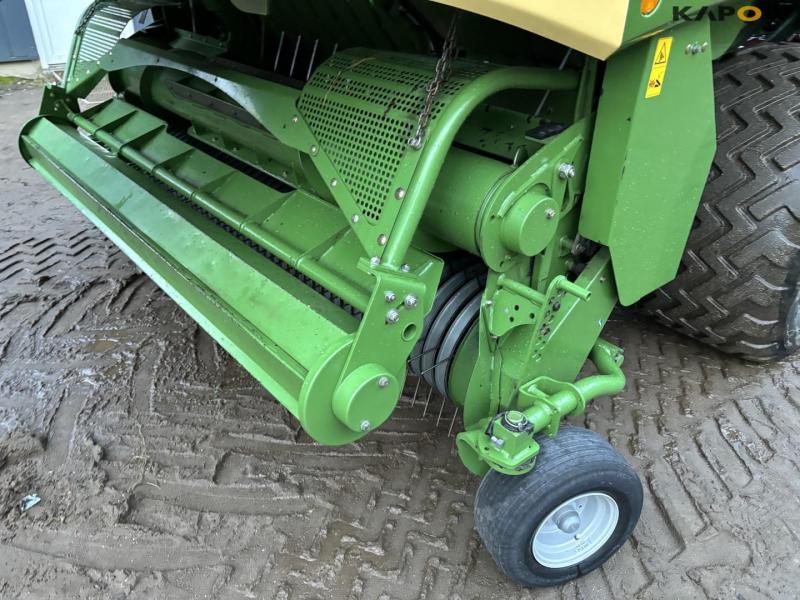 Krone Big Pack 4X4 presser med ballevogn 21