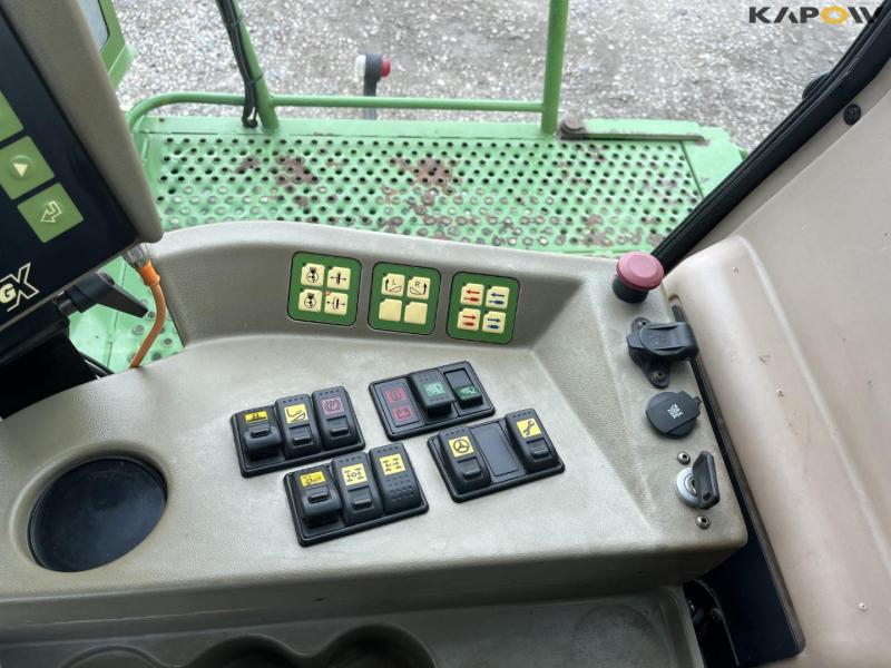 Krone Big X finsnitter med pickup og 12 række majsbord 50