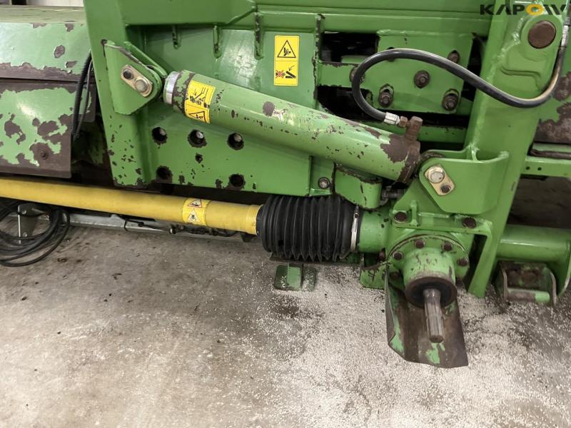 Krone Big X finsnitter med pickup og 12 række majsbord 88