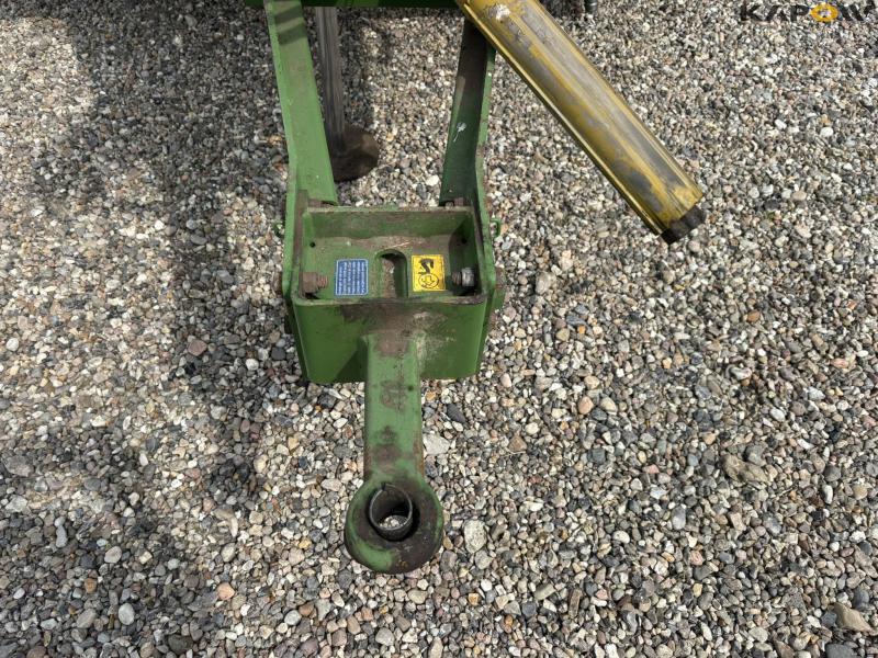 Krone BigPack 890 XC presser 9