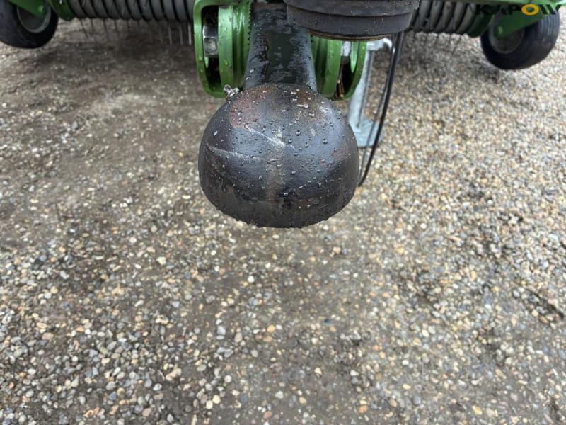 Krone Comprima CF155 XC Plus rundballepresser 11