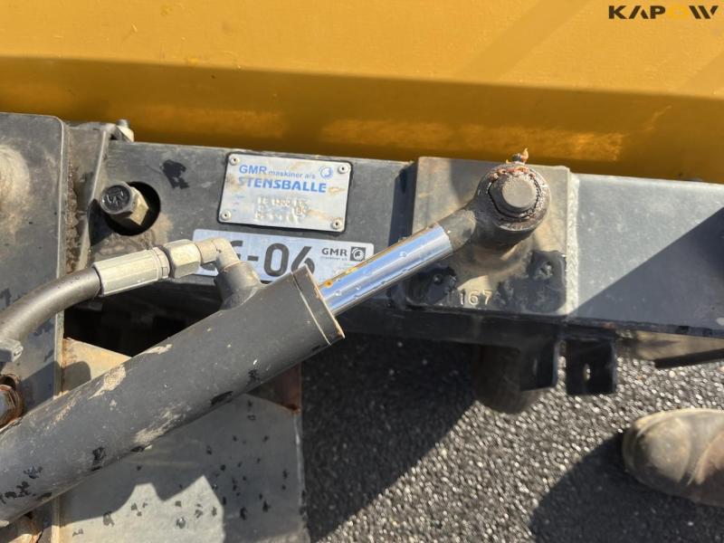 Kubota B2410 kompakt traktor med kost og saltudlægger 12