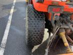 Kubota B2410 kompakt traktor med kost og saltudlægger 23