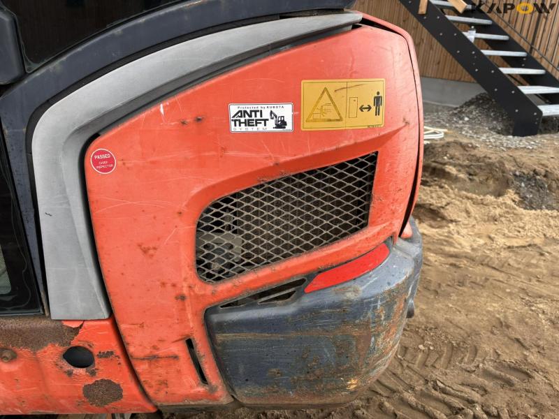 Kubota KX019-4 minigraver 39