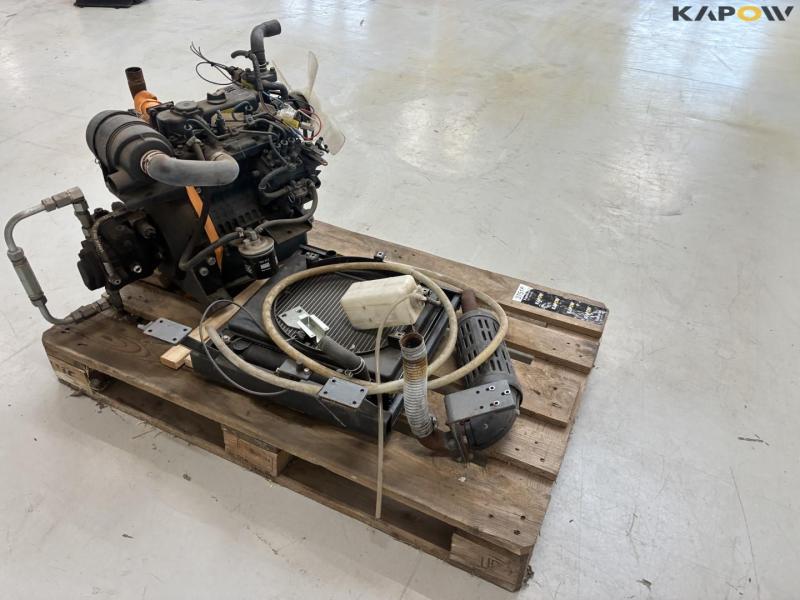 Kubota motor med køler og hydraulik pumpe 5