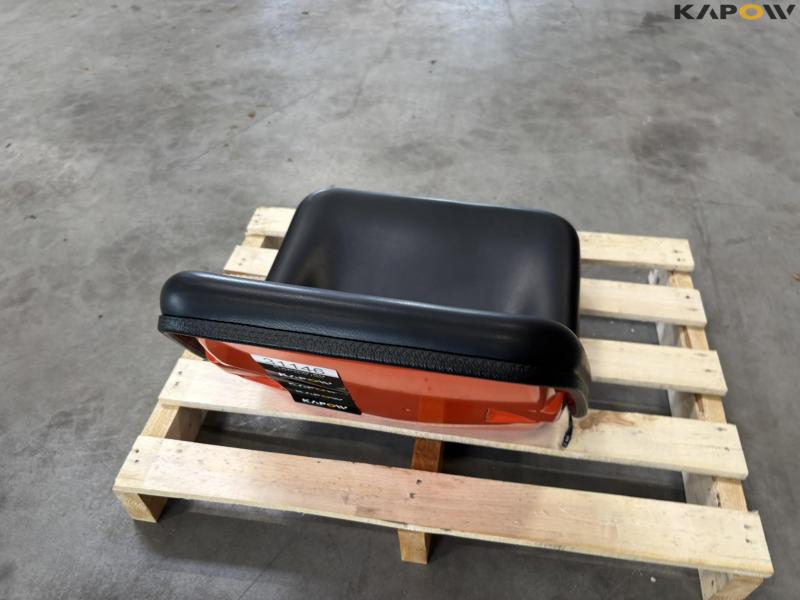 Kubota sæde med kontakt 3