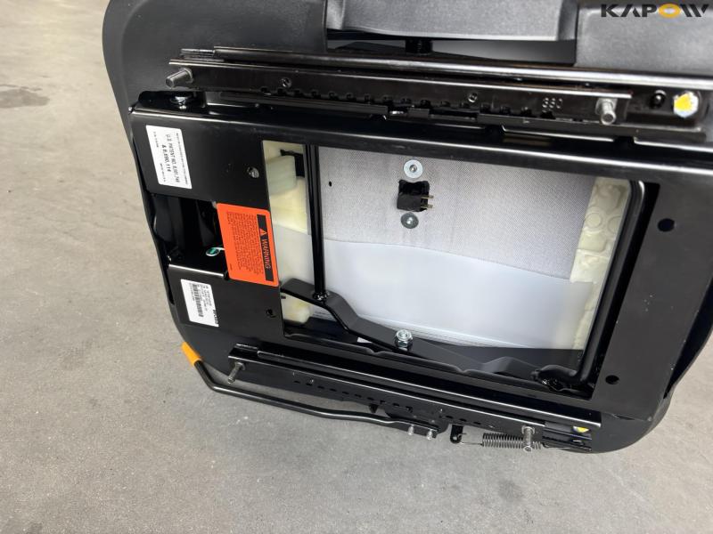 Kubota sæder med armlæn 2 stk - Nye 19