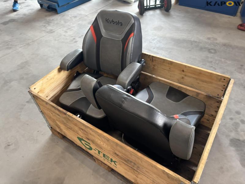 Kubota sæder med armlæn 2 stk - Nye 3