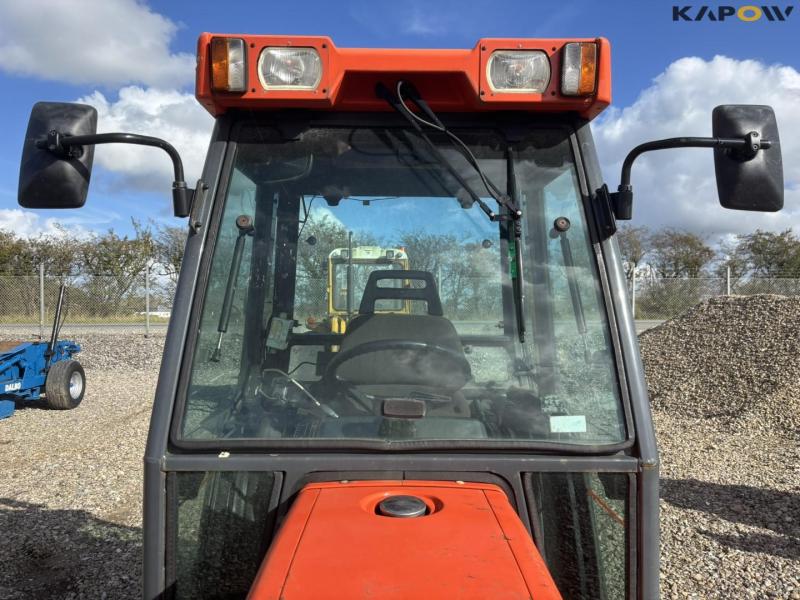 Kubota ST-30 C kompakttraktor 12