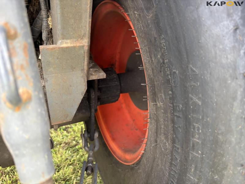 Kubota STV 35 4WD traktor 32