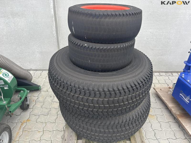 Kubota STV 35 4WD traktor 69