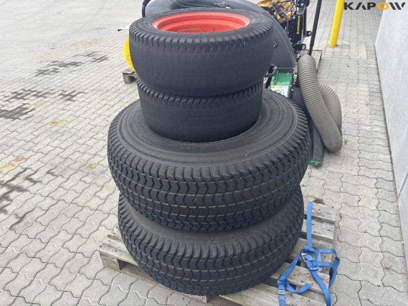 Kubota STV 35 4WD traktor 72