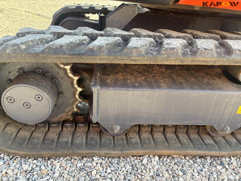 Kubota U27-4 minigravemaskine med planerskovl 17