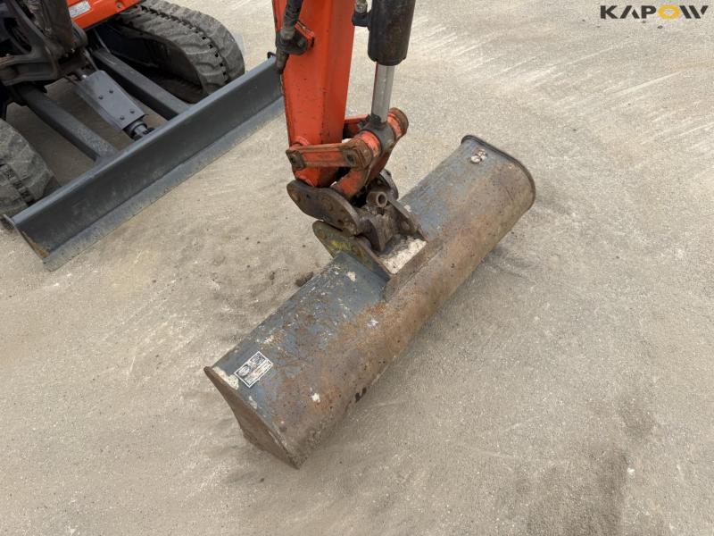 Kubota U27-4 minigravemaskine med planerskovl 15