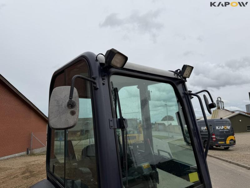Kubota U27-4 minigravemaskine med planerskovl 20