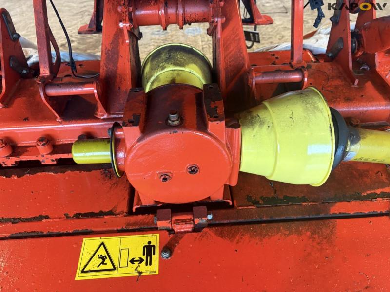 Kuhn FC313 skårlægger 8