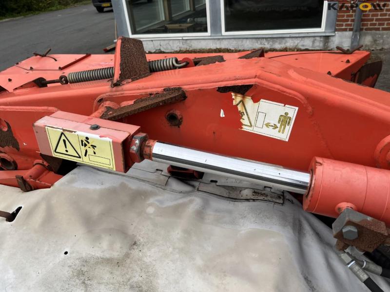 Kuhn FC318-FF skårlægger 16